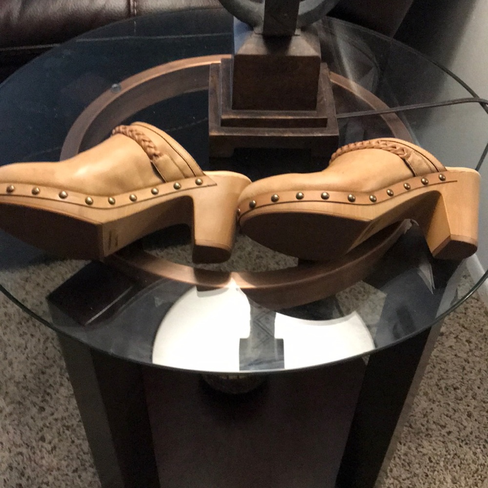 Clogs - Picture 4 of 4